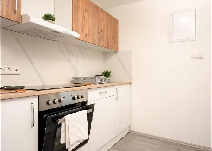 Livemore24 - 4 In West 24-7 Check-in * Herten (North Rhine-Westphalia)